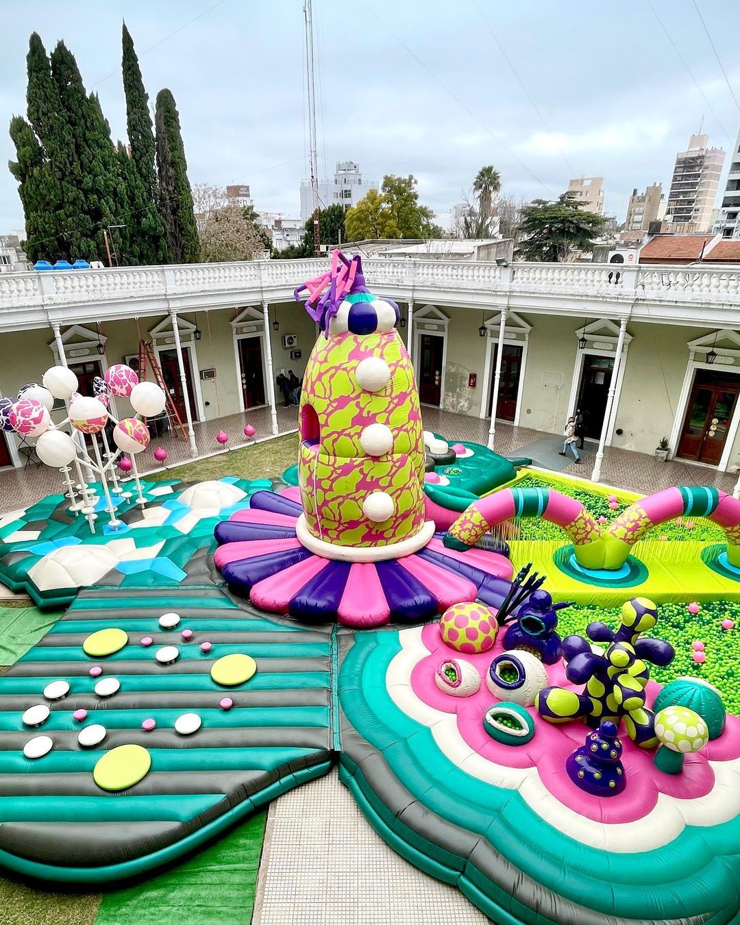Parque Inflable Boooooin - Juegos inflables, Arte Inflable, Juegos con Publicidad - Boreas Designs