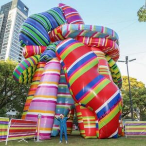 Escultura de los Deseos - Marta Minujín - Imagen 1