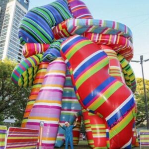Escultura de los Deseos - Marta Minujín - Imagen 1