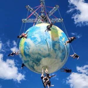 Planeta Colgante - Imagen 1