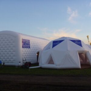 Carpas La Dulce Cía. de Seguros - Imagen 3